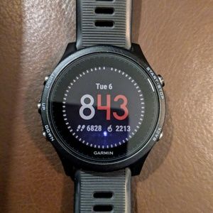 Garmen Forerunner 935